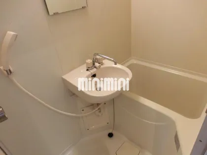 アーバン徳兵衛【2階】の内装