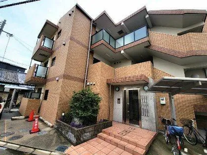 ハイエース中堂の画像