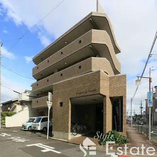 メゾン・ド・ミュゼ【4階】の外観