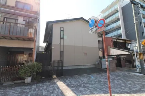 レオパレス御池【1階】の外観