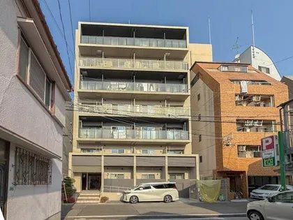 STEADY三宮の画像