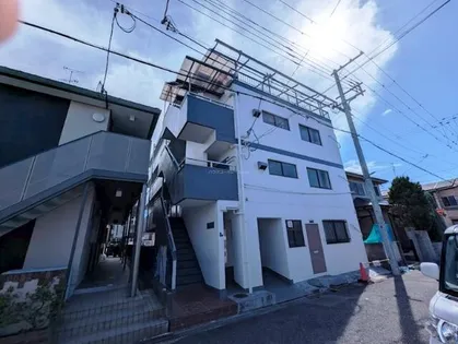 兵庫県尼崎市東七松町1丁目【マンション】の外観