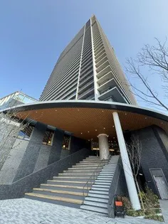 ジオタワー大阪十三【22階】の外観