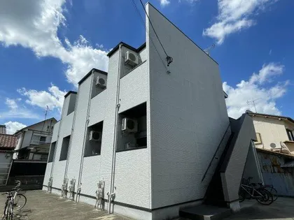 プレンフルIII【1階】の外観