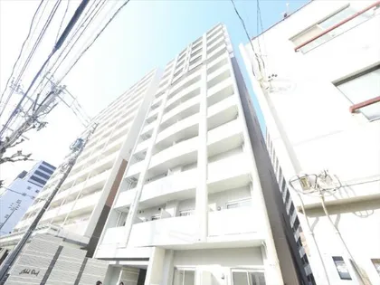 アーデルドルフ【6階】の外観