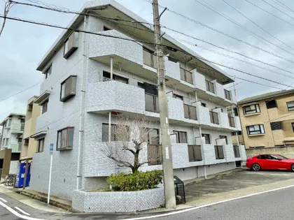 メイゾンフジミ【3階】の外観