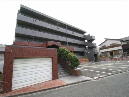 ユトリロ北山【401号室】の外観