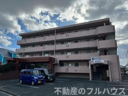 ユトリロ北山【401号室】の外観