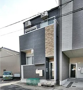 本陣テラス【102号室】の外観