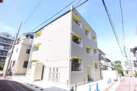 イーリス【1階】の外観