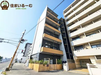 レア・ファースト【7階】の外観