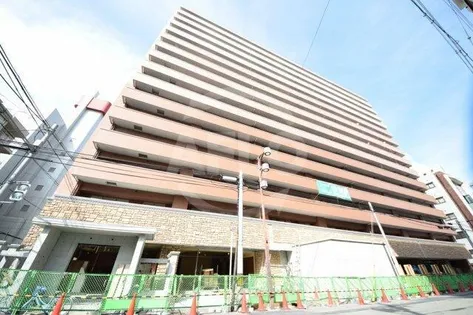 グランカーサ難波元町【13階】の外観