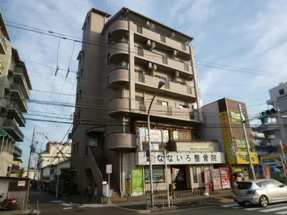 前羽ビルの画像