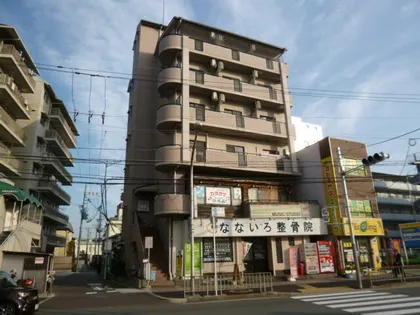 前羽ビル【602号室】の外観