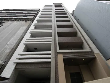 ロイジェント栄【9階】の外観