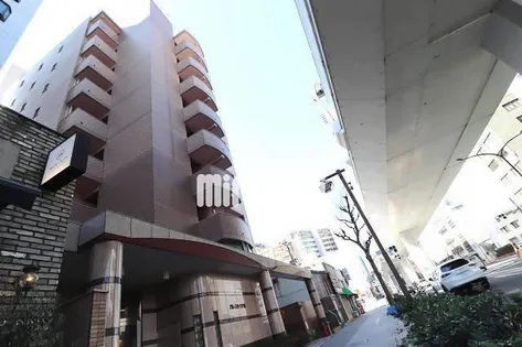 パレスサイド泉【7階】の外観