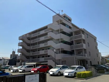 ネットシティー潮崎【1階】の外観