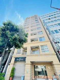 セントロイヤルクラブ谷町【6階】の外観