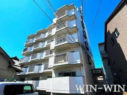 やまやの森【305号室】の外観