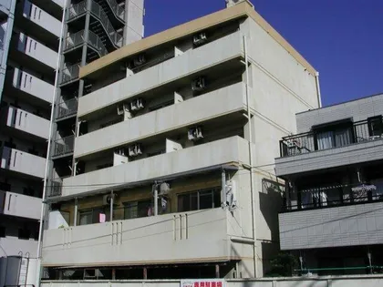 コーポセブンスワン【401号室】の外観