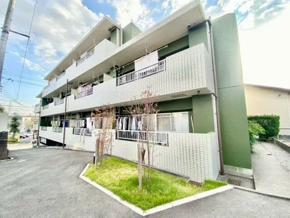 フォーシーズン御幸山【1階】の外観