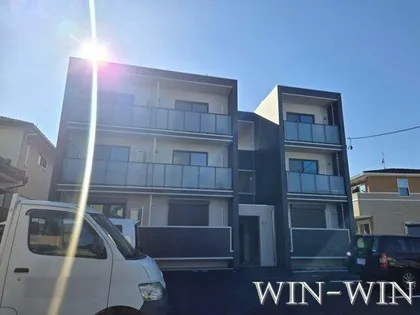 エムロード上地【3階】の外観