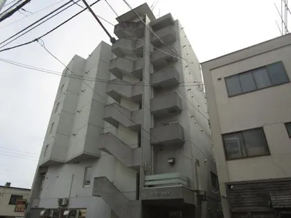 ビバリーヒルズ【7階】の外観