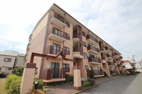 ユージィーコート巽【3階】の外観