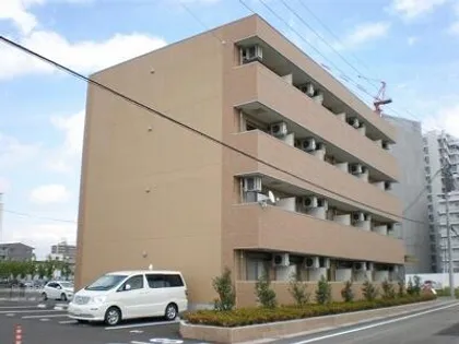 カルムパーチェス【4階】の外観