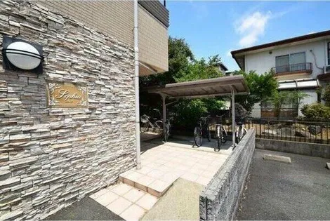 ソフィア【1階】の玄関