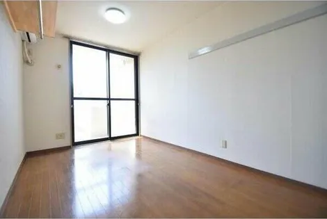 ソフィア【1階】の居間