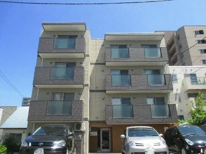 プレイオーネ北13条【3階】の外観