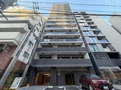 コンフォリア・リヴ淡路町一丁目【7階】の外観