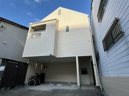 ロイヤル南天神【2階】の外観