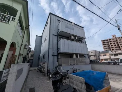 クリアエスト尼崎【3階】の外観