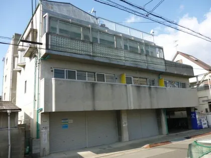 兵庫県尼崎市七松町2丁目【マンション】の外観