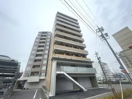 エヌコート【4階】の外観