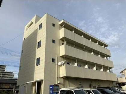 Kマンション【4階】の外観