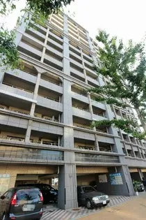 ニューサンリバー12番館【6階】の外観