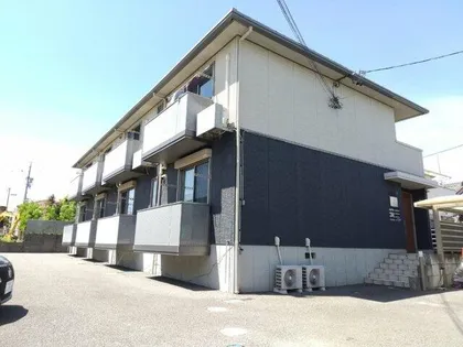 クラウン青山の画像