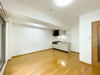 古泉ビルあすなろ六甲【5階】の居間