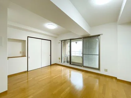 古泉ビルあすなろ六甲【5階】の居間