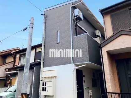 アースクエイク川間の画像