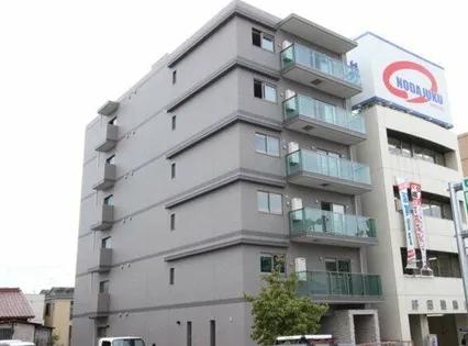 ラトレ白鳥【3階】の外観