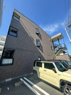 ジェルメ行伊【3階】の外観