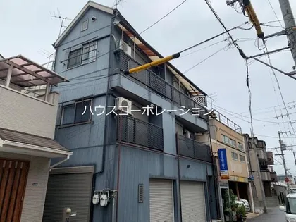 ウエストリバー【2階】の外観