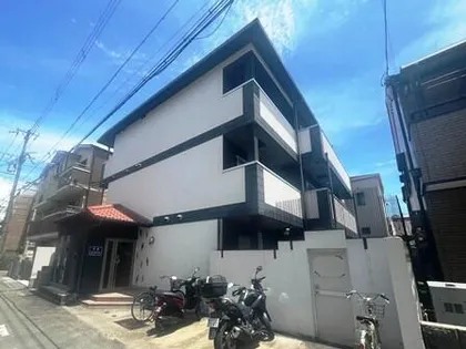 フェアリーテール出屋敷【2階】の外観