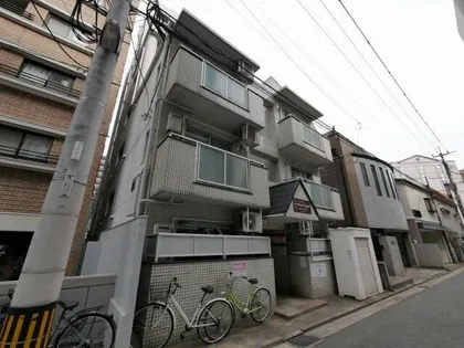 イルトラッツォ薬院【3階】の外観