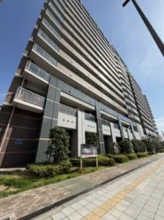 ロイヤルパークスなんば【8階】の外観