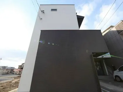 ベーネ日比野【2階】の外観